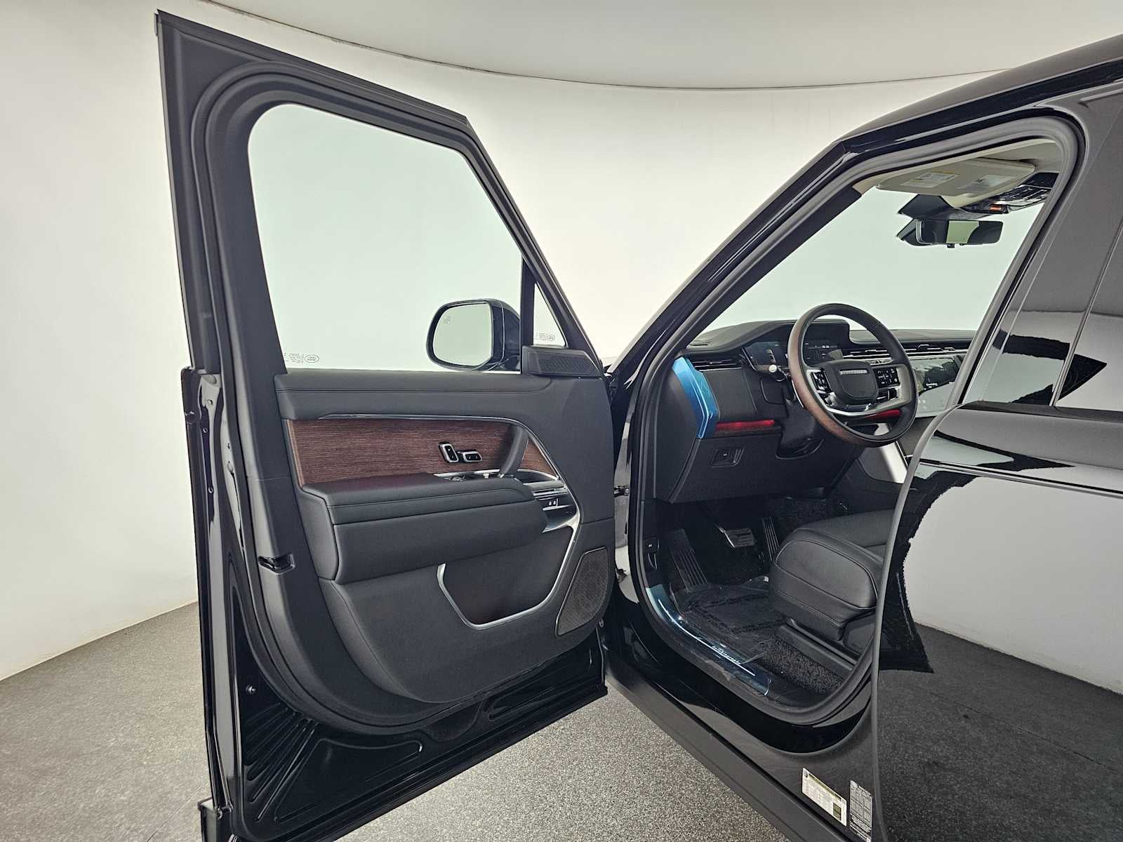 2025 Land Rover Range Rover Autobiography