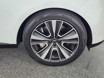 2024 Land Rover Range Rover SE