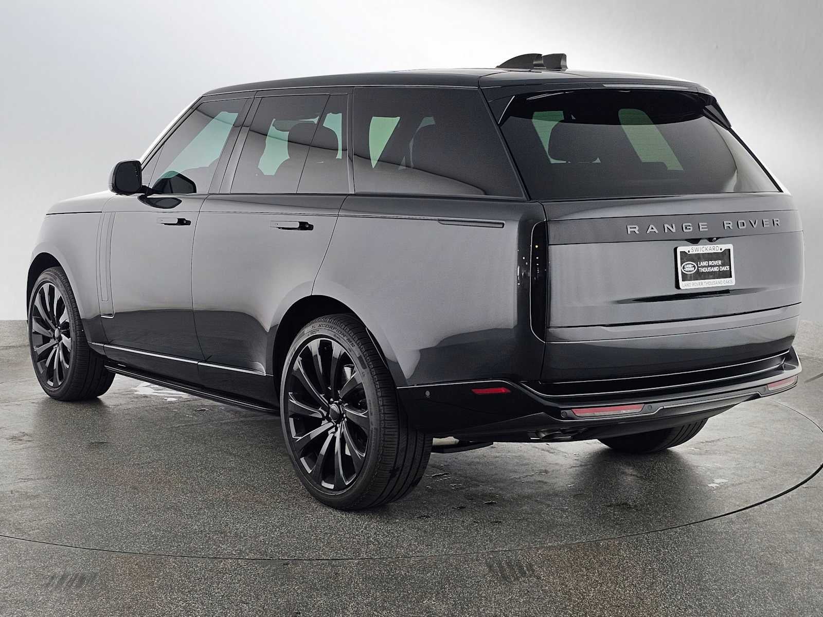 2025 Land Rover Range Rover SE