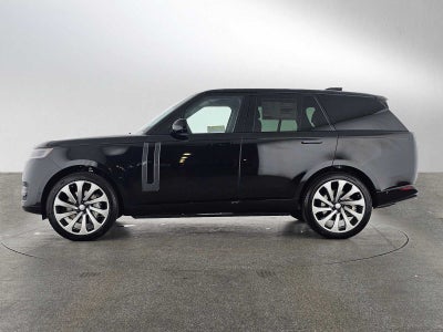 2025 Land Rover Range Rover SE