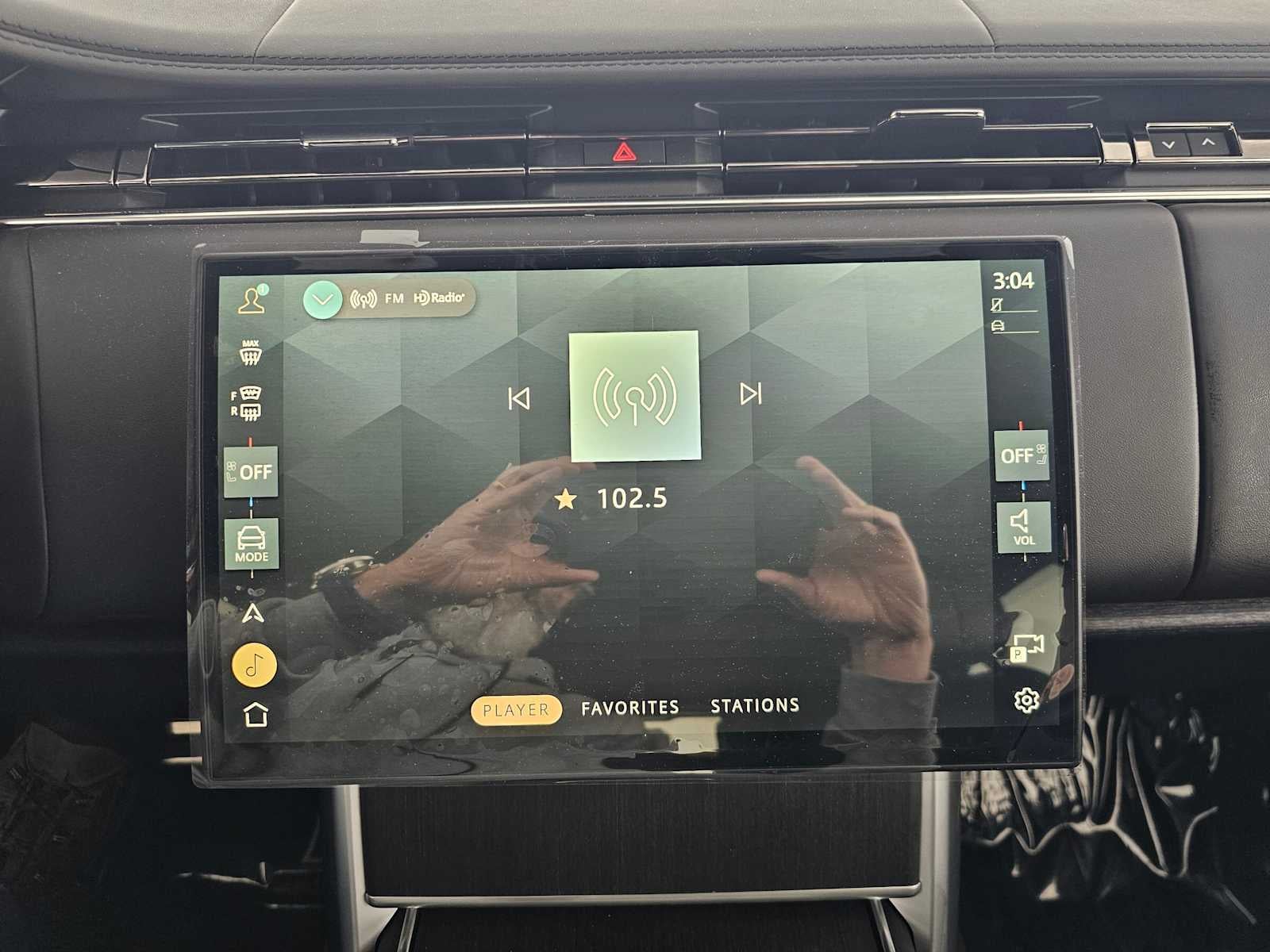 2025 Land Rover Range Rover SE