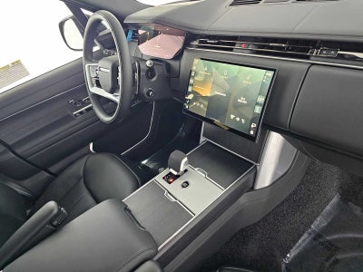 2025 Land Rover Range Rover SE