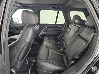 2025 Land Rover Range Rover SE