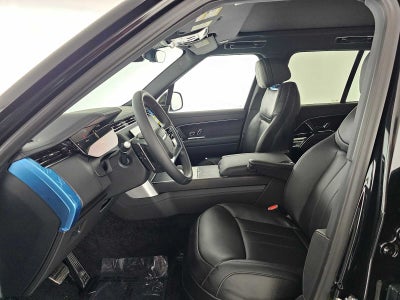 2025 Land Rover Range Rover SE