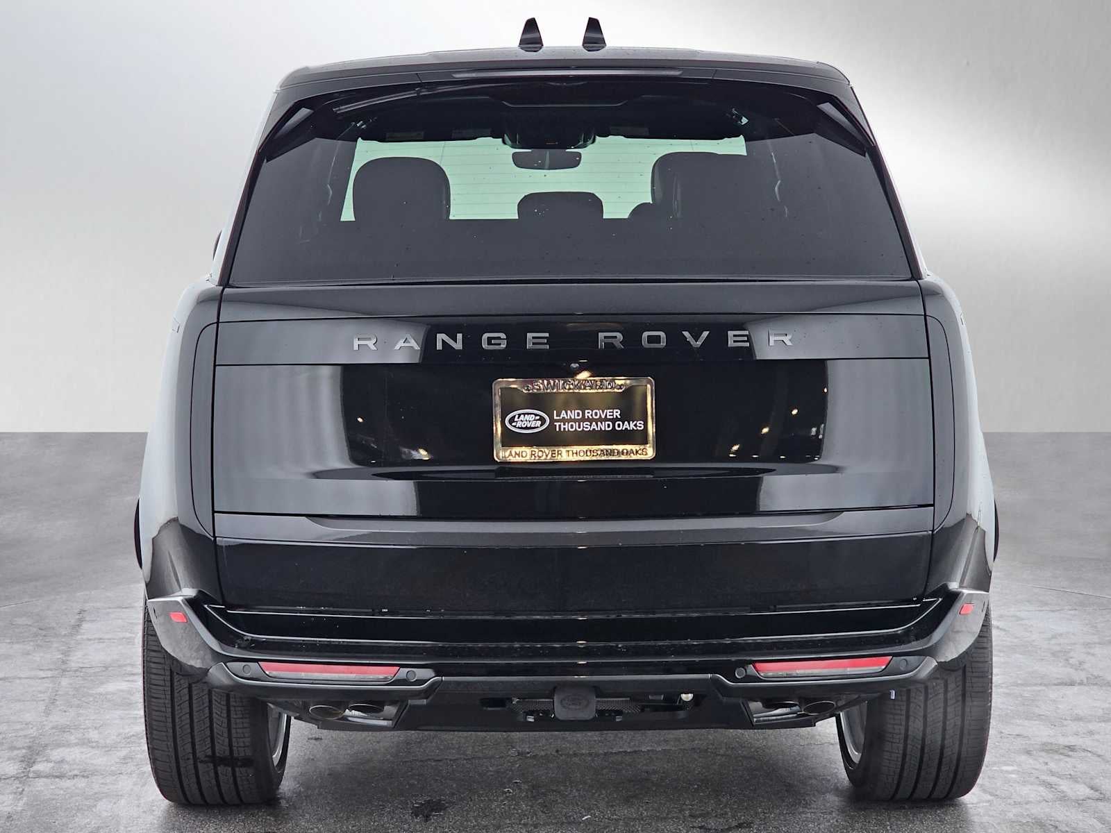 2025 Land Rover Range Rover SE