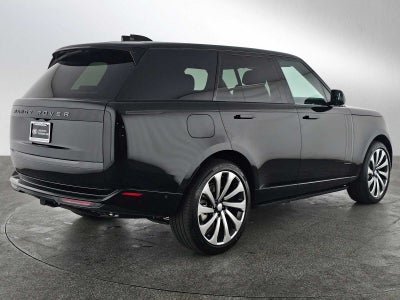 2025 Land Rover Range Rover SE