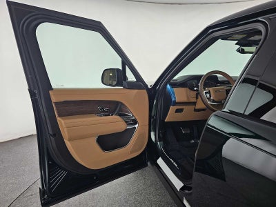 2026 Land Rover Range Rover SE