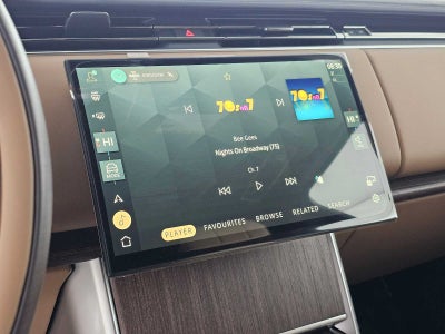 2026 Land Rover Range Rover SE