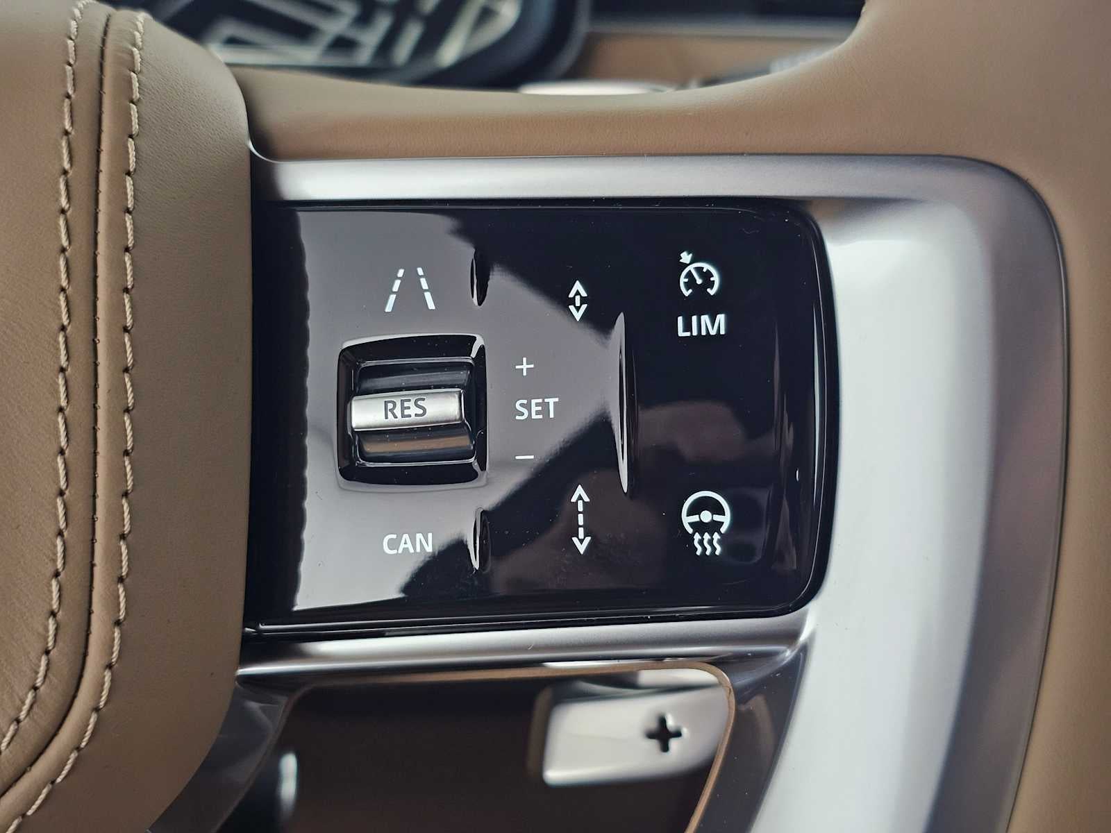 2026 Land Rover Range Rover SE