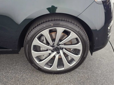 2026 Land Rover Range Rover SE