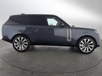 2026 Land Rover Range Rover SE