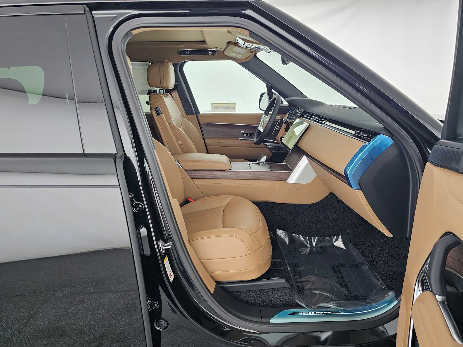 2026 Land Rover Range Rover SE