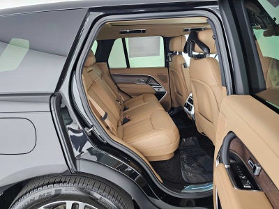 2026 Land Rover Range Rover SE