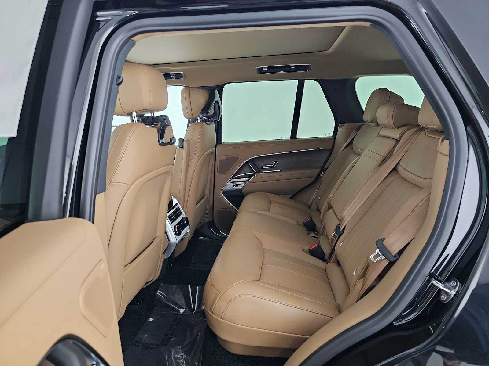 2026 Land Rover Range Rover SE