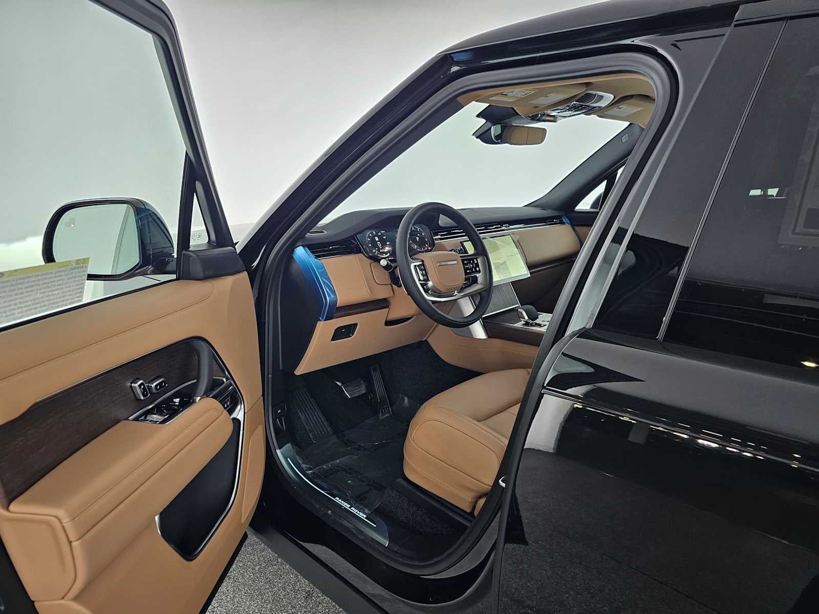 2026 Land Rover Range Rover SE