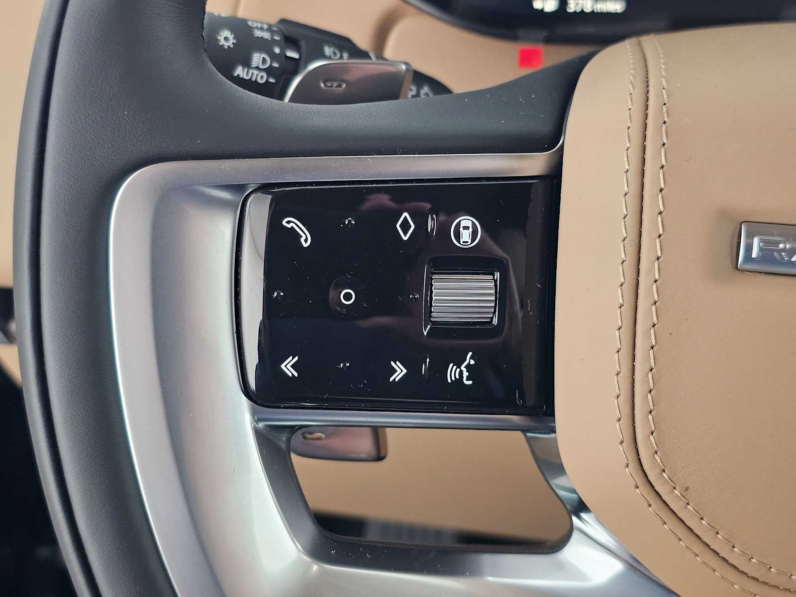 2026 Land Rover Range Rover SE