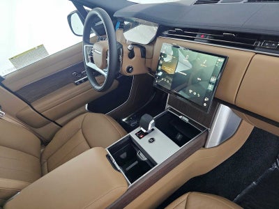 2026 Land Rover Range Rover SE