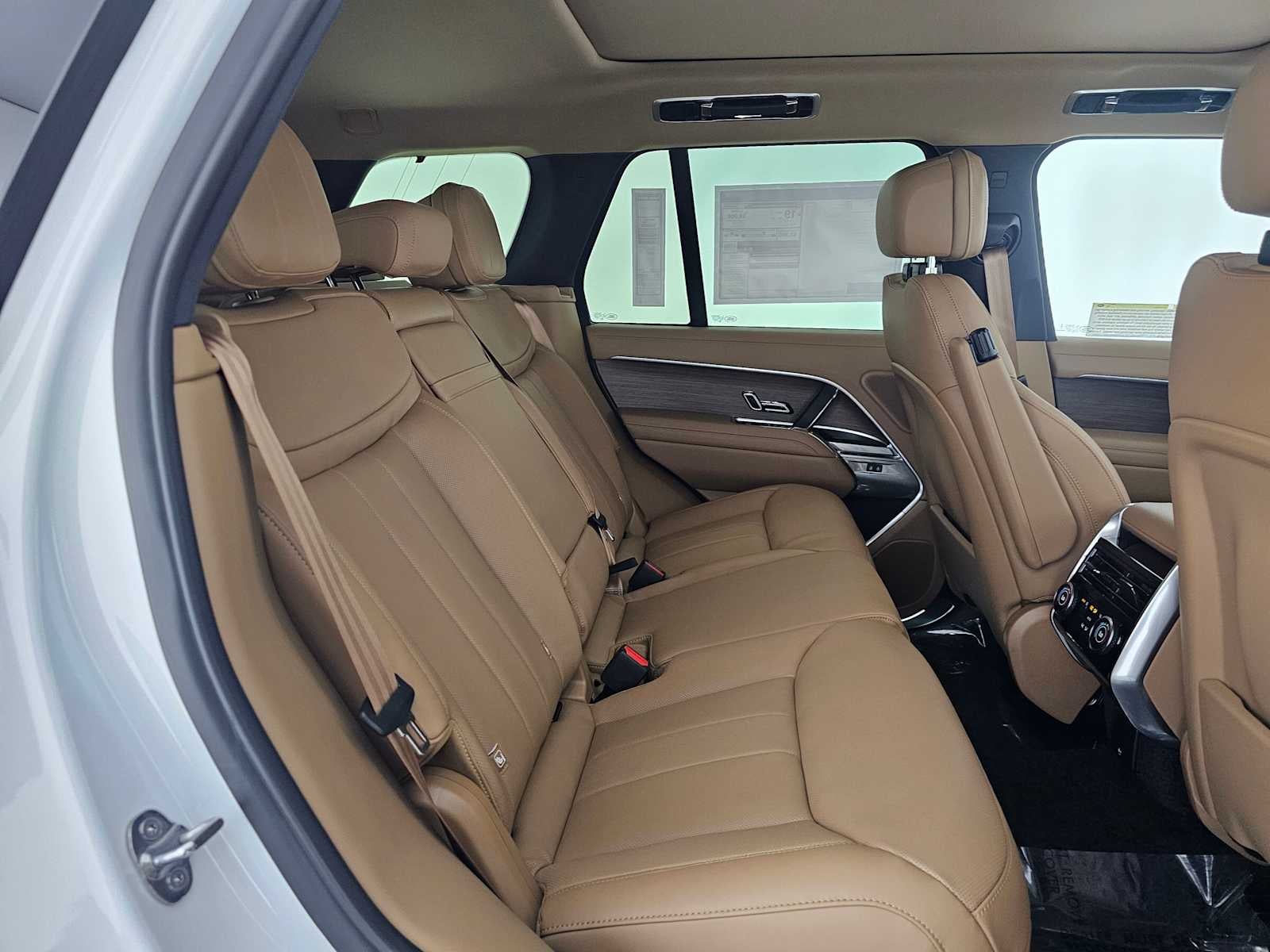 2026 Land Rover Range Rover SE