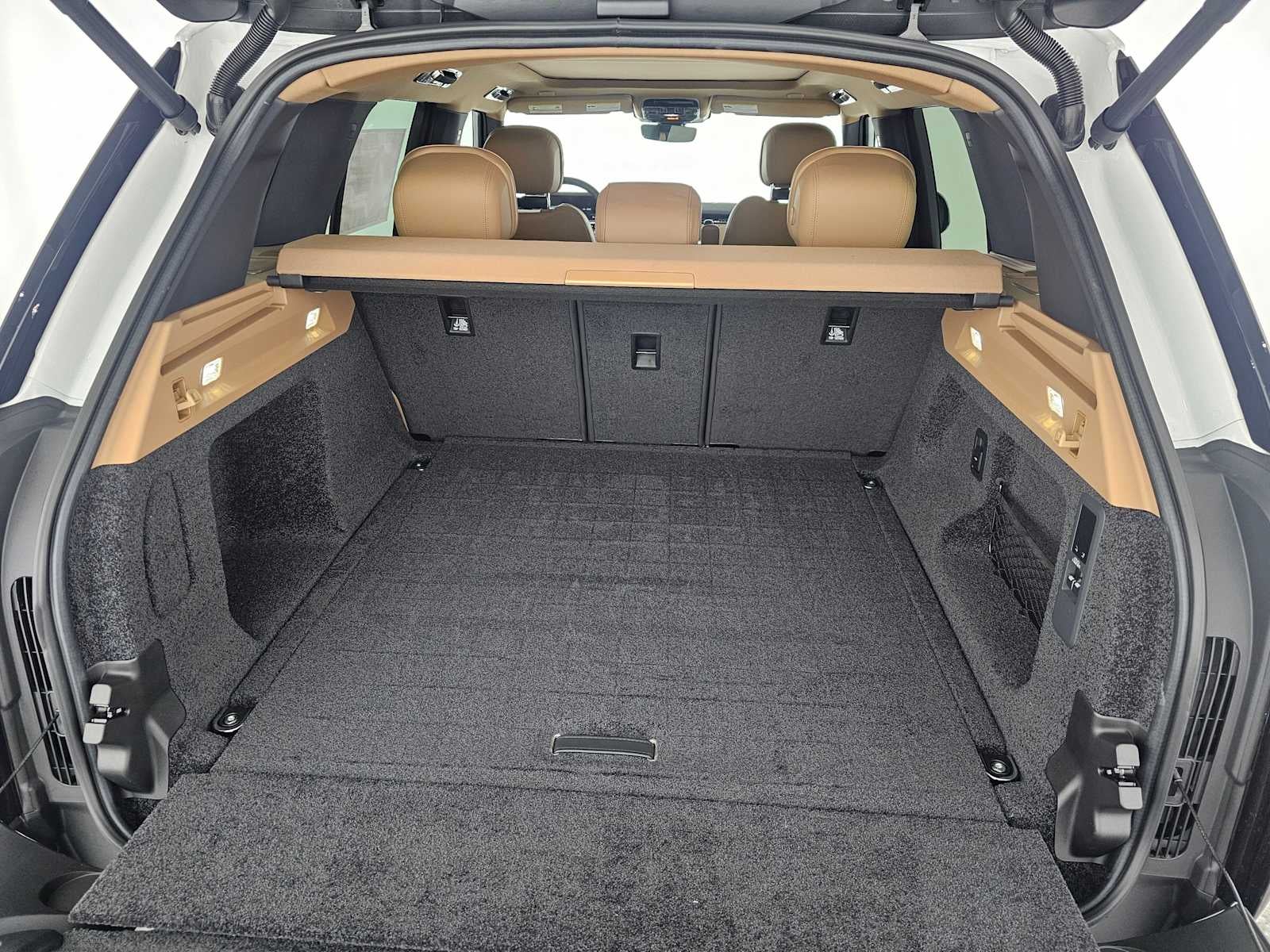 2026 Land Rover Range Rover SE