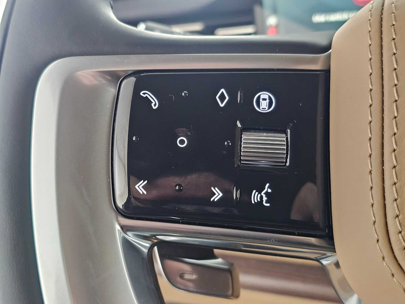 2026 Land Rover Range Rover SE