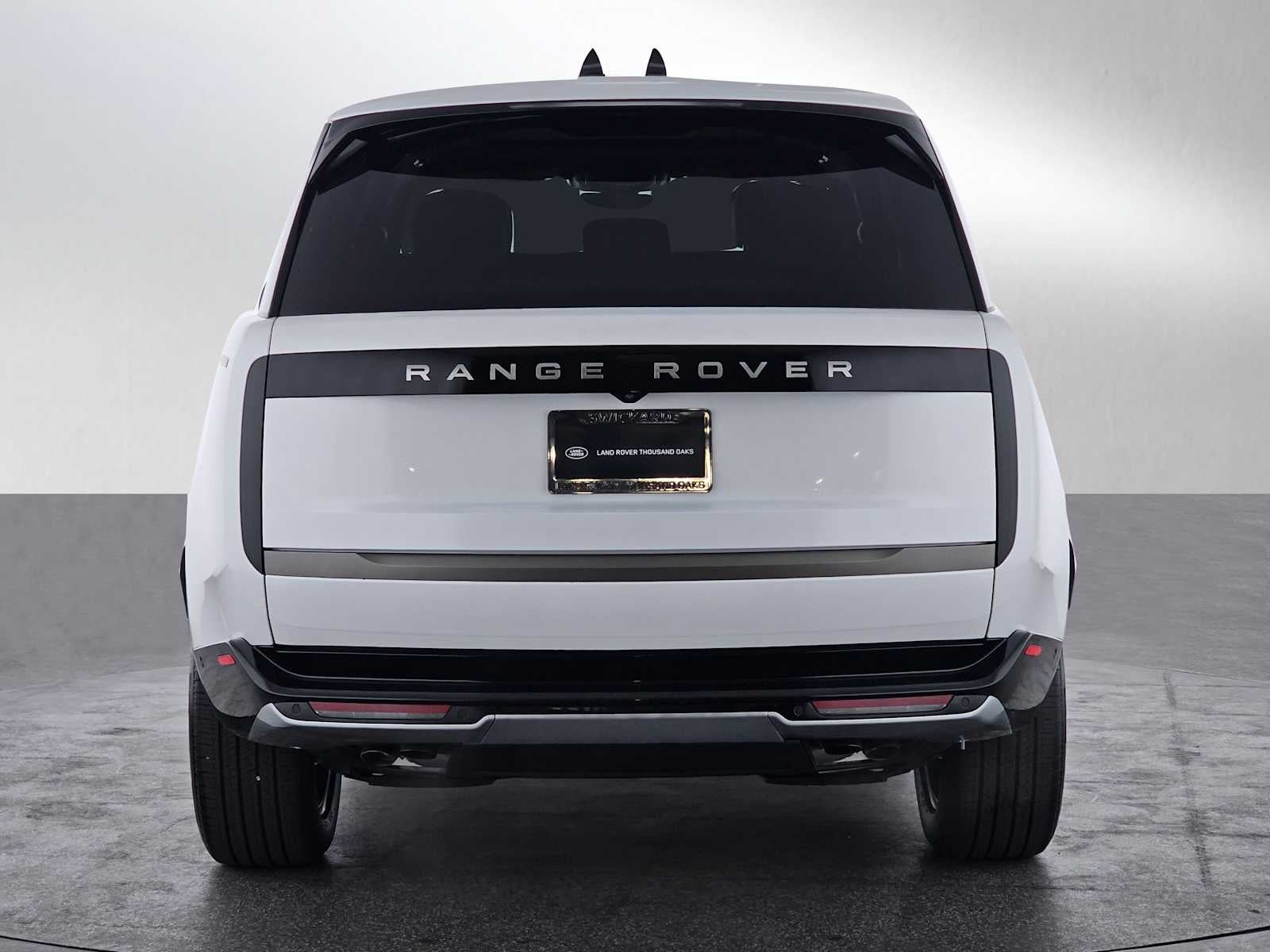 2026 Land Rover Range Rover SE