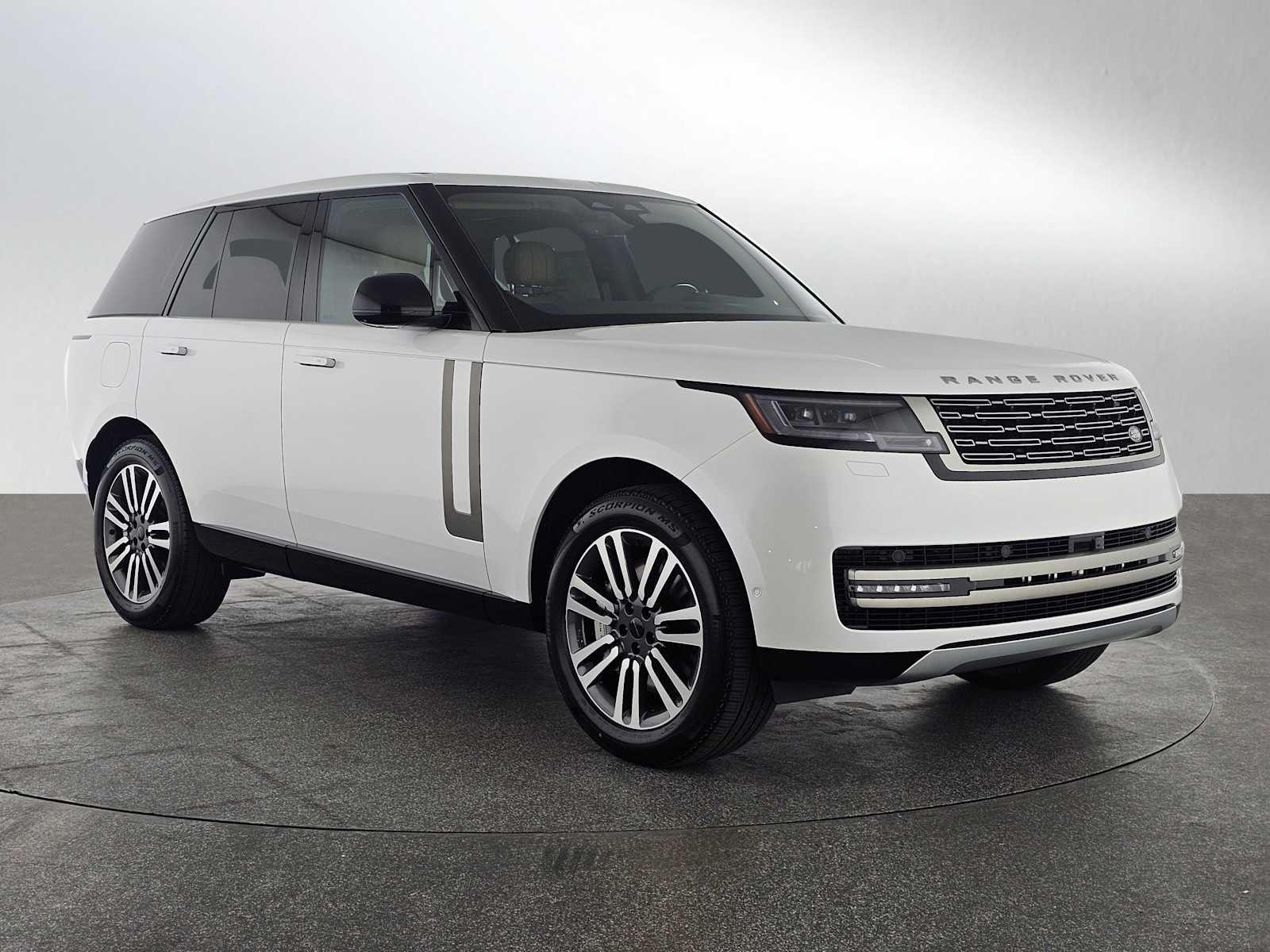 2026 Land Rover Range Rover SE