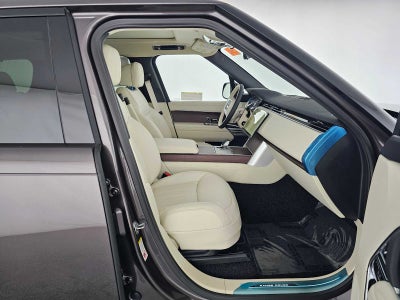 2026 Land Rover Range Rover SE