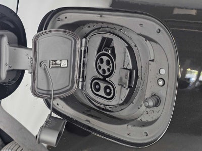 2026 Land Rover Range Rover SE