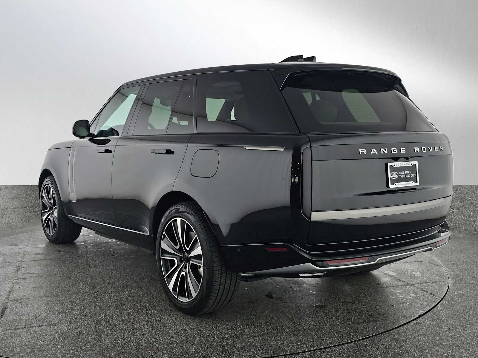 2026 Land Rover Range Rover SE