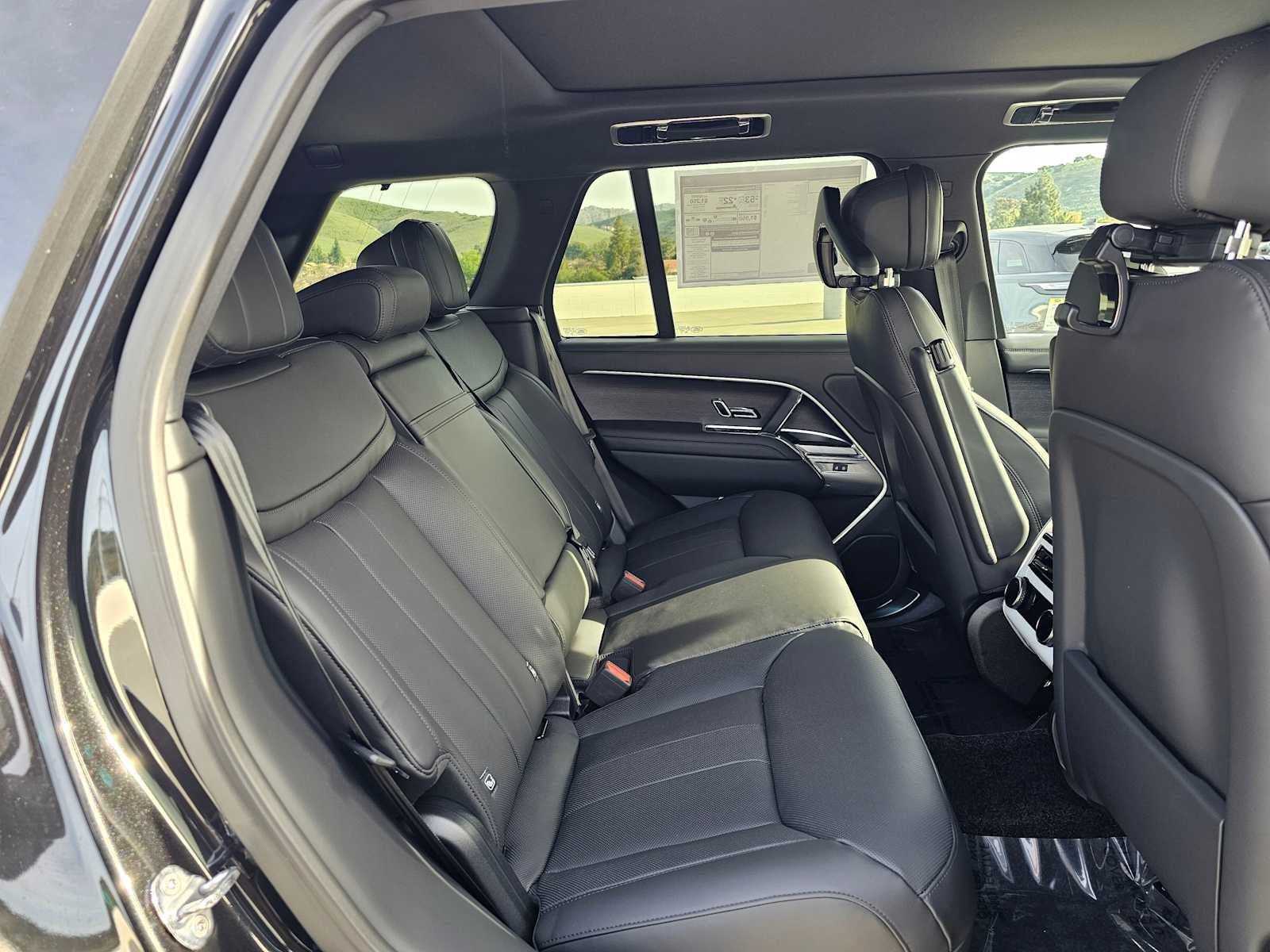 2026 Land Rover Range Rover SE