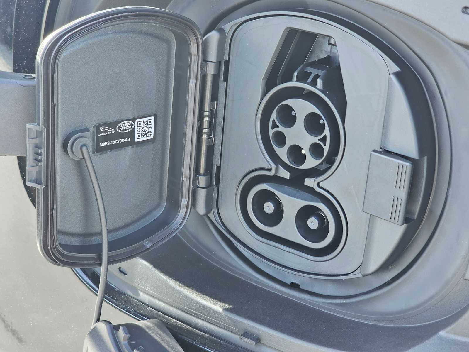 2026 Land Rover Range Rover SE