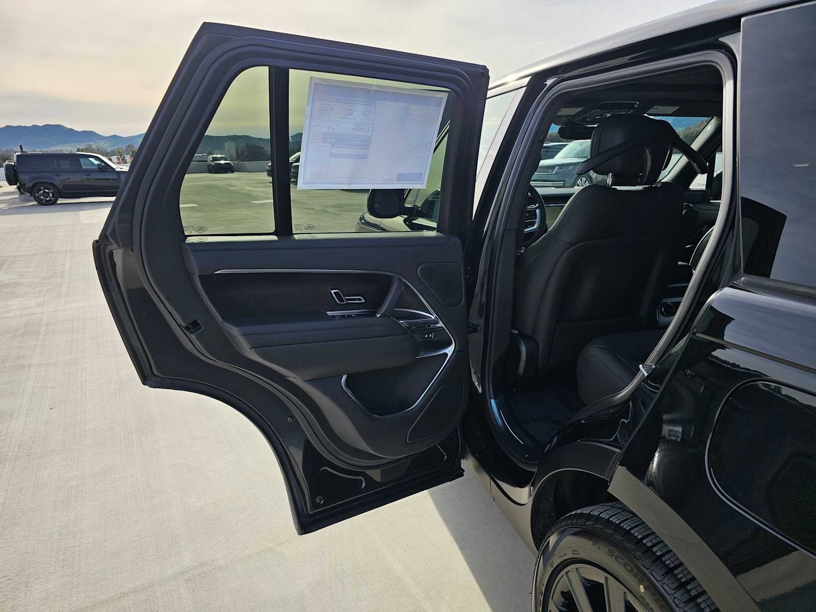 2026 Land Rover Range Rover SE