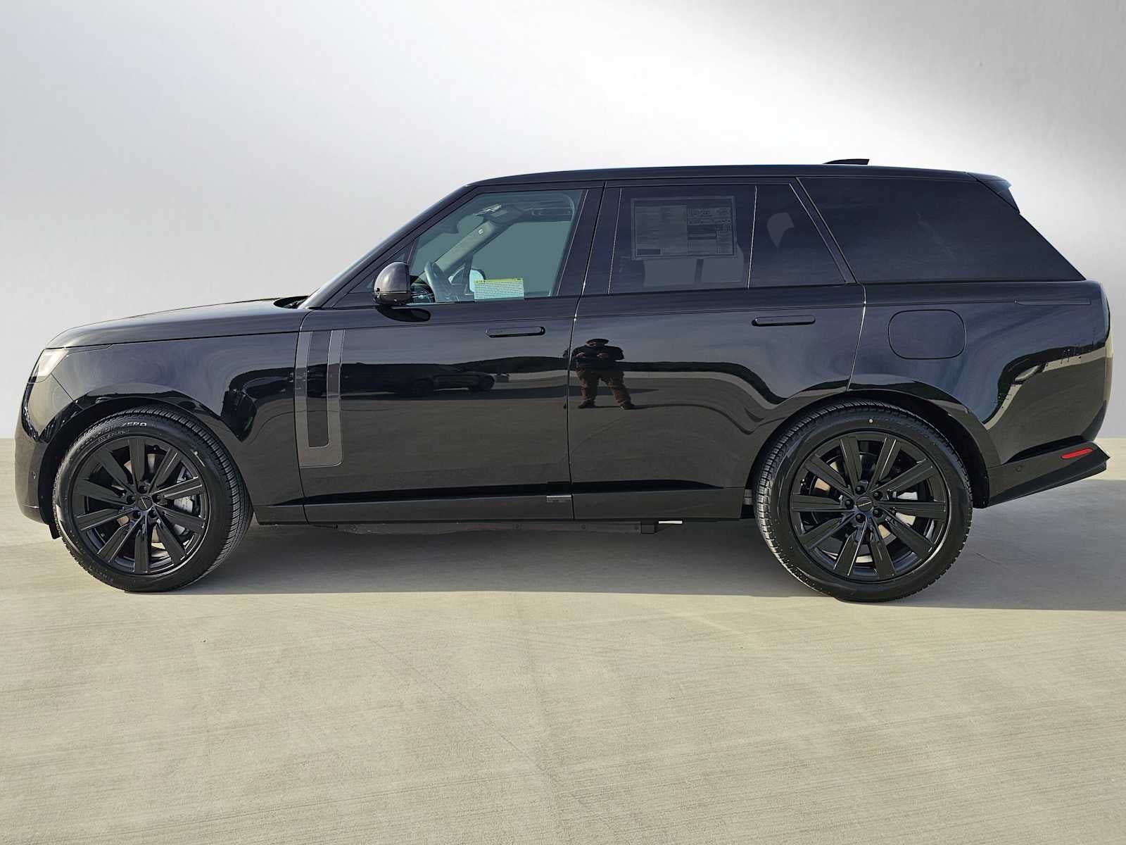 2026 Land Rover Range Rover SE