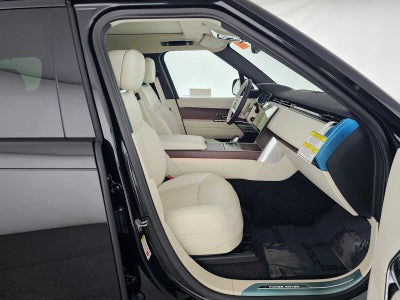 2026 Land Rover Range Rover SE
