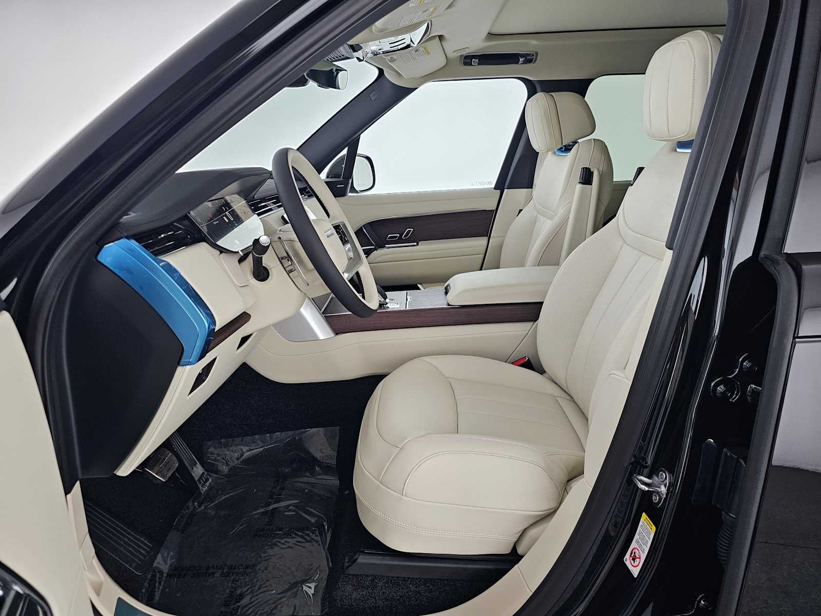 2026 Land Rover Range Rover SE