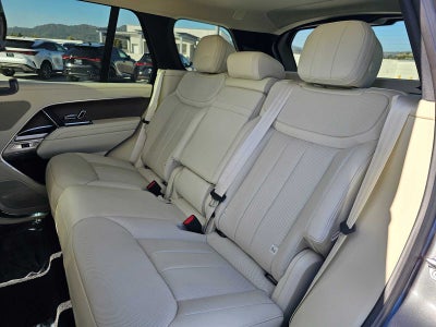 2026 Land Rover Range Rover SE