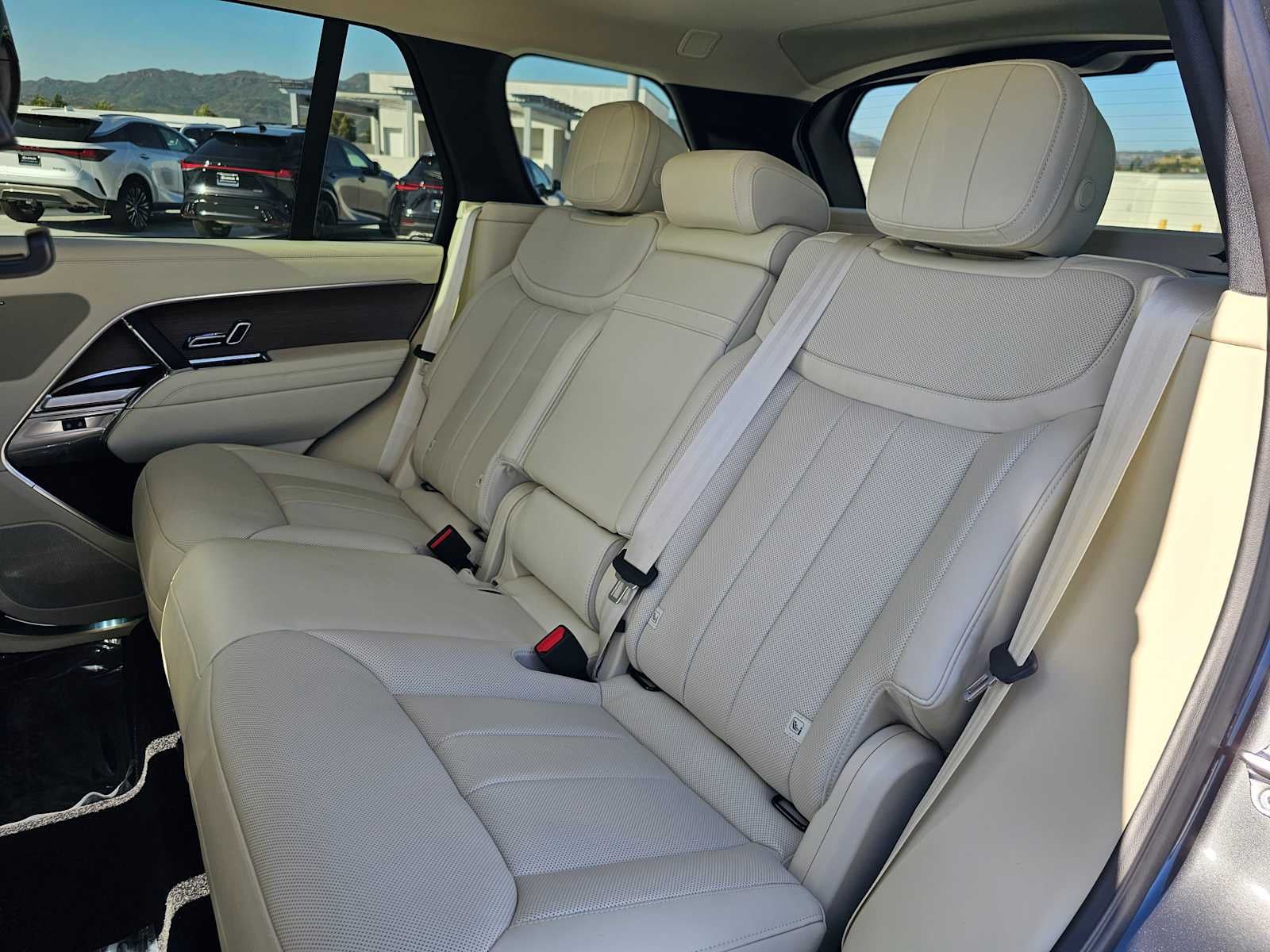 2026 Land Rover Range Rover SE