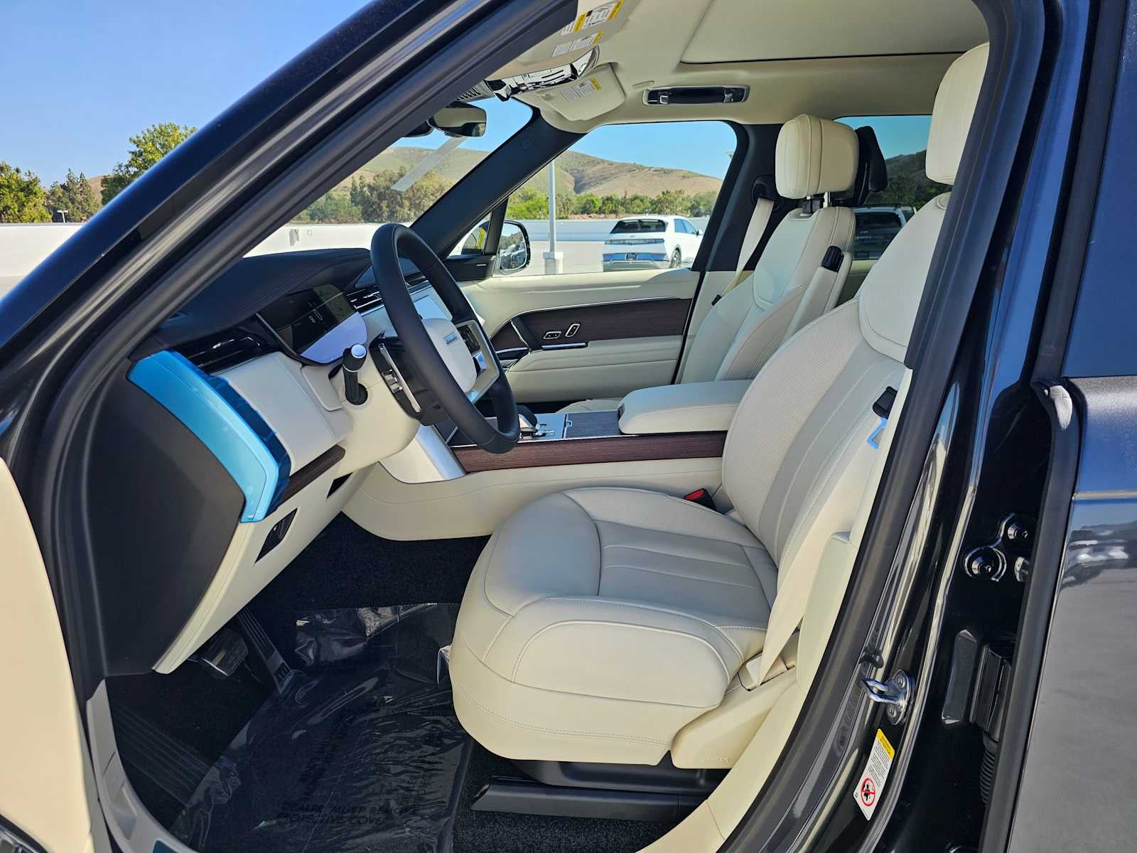 2026 Land Rover Range Rover SE