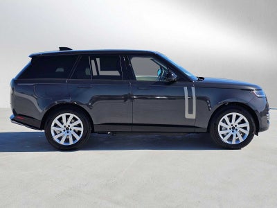 2026 Land Rover Range Rover SE
