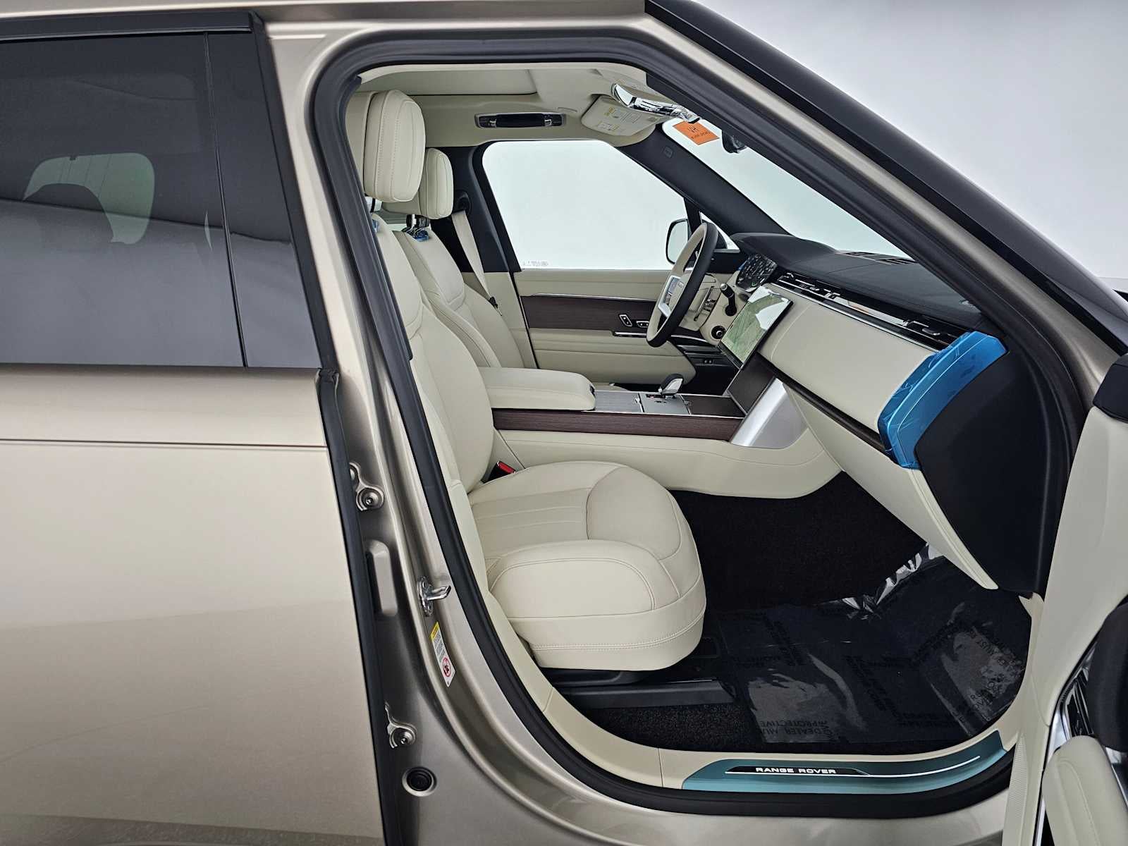 2026 Land Rover Range Rover SE