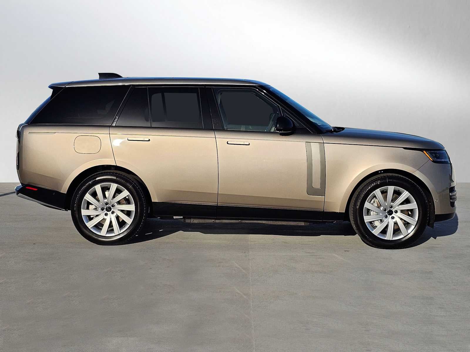 2026 Land Rover Range Rover SE