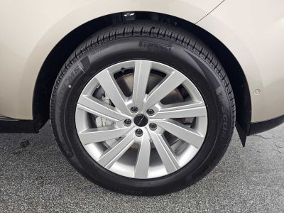 2026 Land Rover Range Rover SE