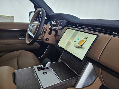 2026 Land Rover Range Rover SE