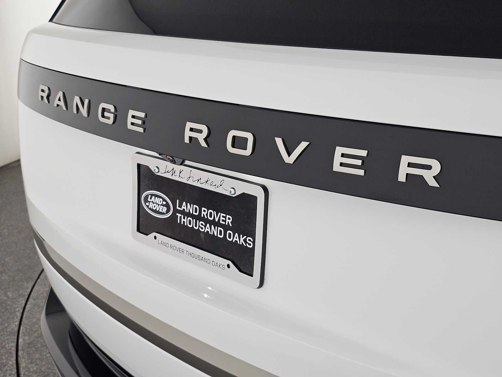 2026 Land Rover Range Rover SE
