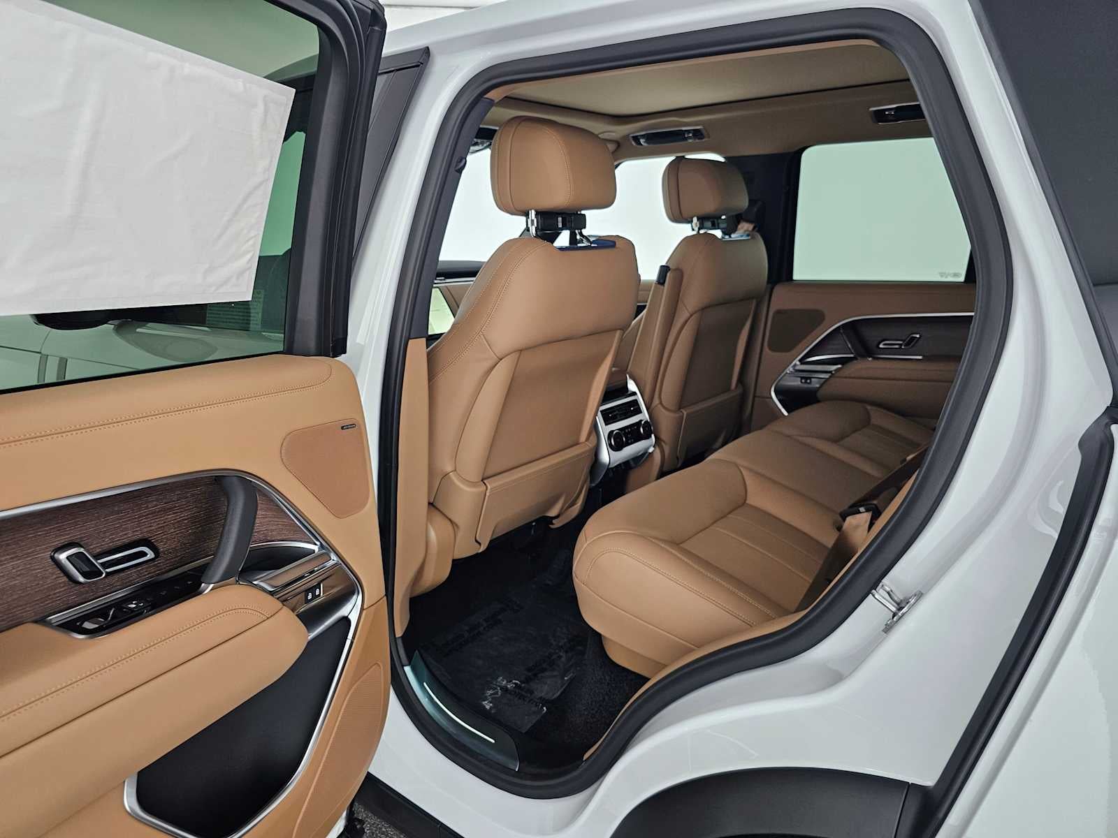 2026 Land Rover Range Rover SE