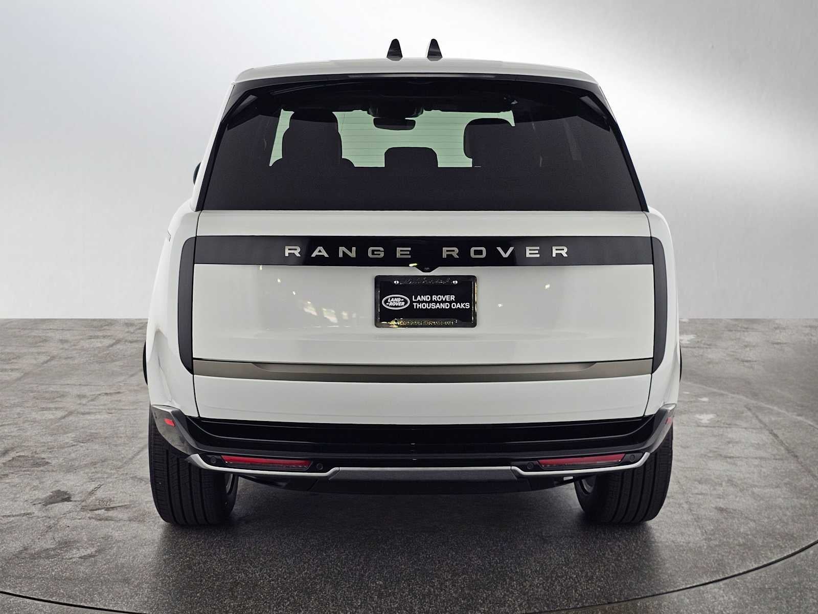 2026 Land Rover Range Rover SE