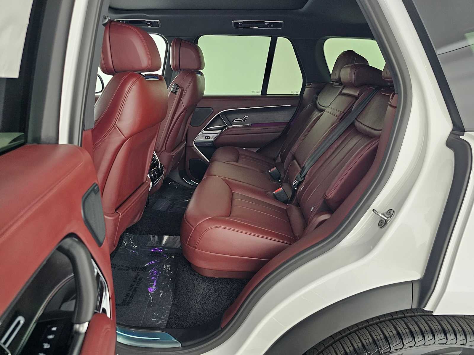 2026 Land Rover Range Rover SE