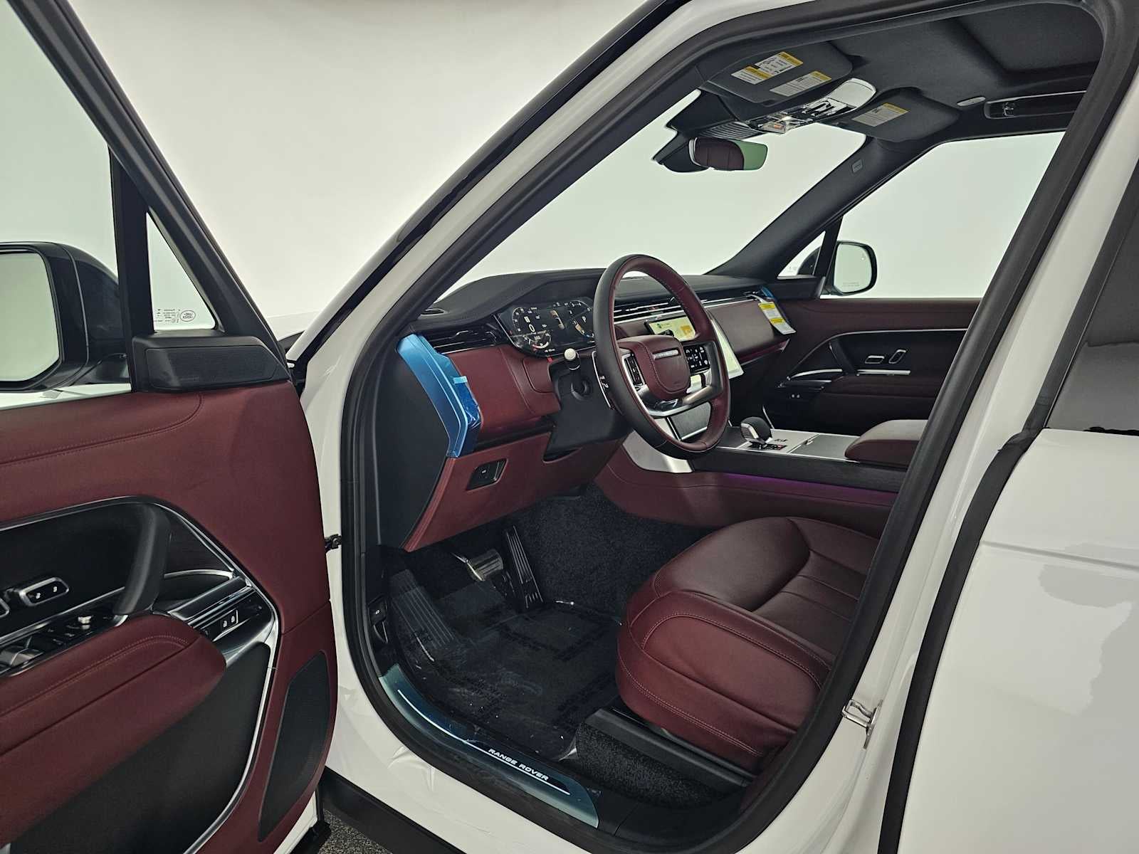 2026 Land Rover Range Rover SE