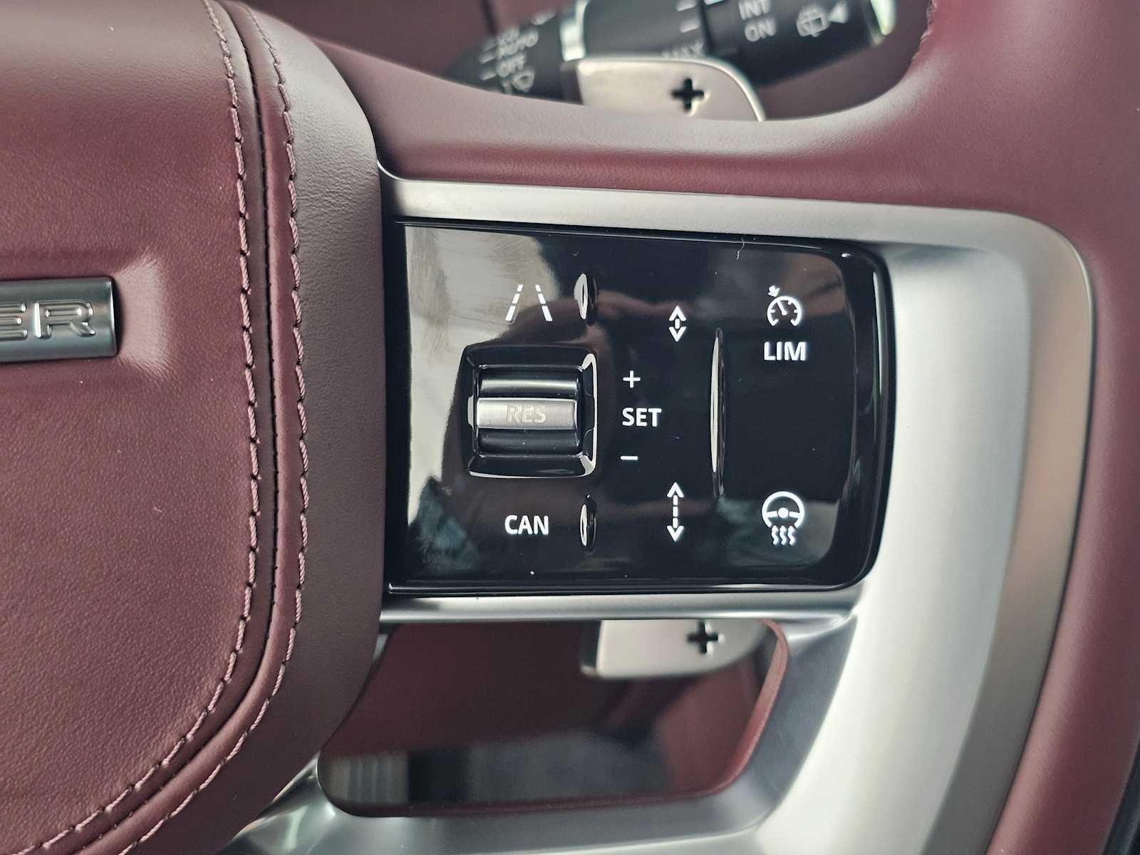 2026 Land Rover Range Rover SE