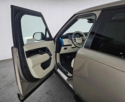2026 Land Rover Range Rover SE